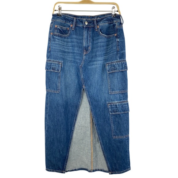 AE Outfitters Denim Cargo Maxi Skirt Size 6 Medium Wash Comfort Waistband - Picture 2 of 10